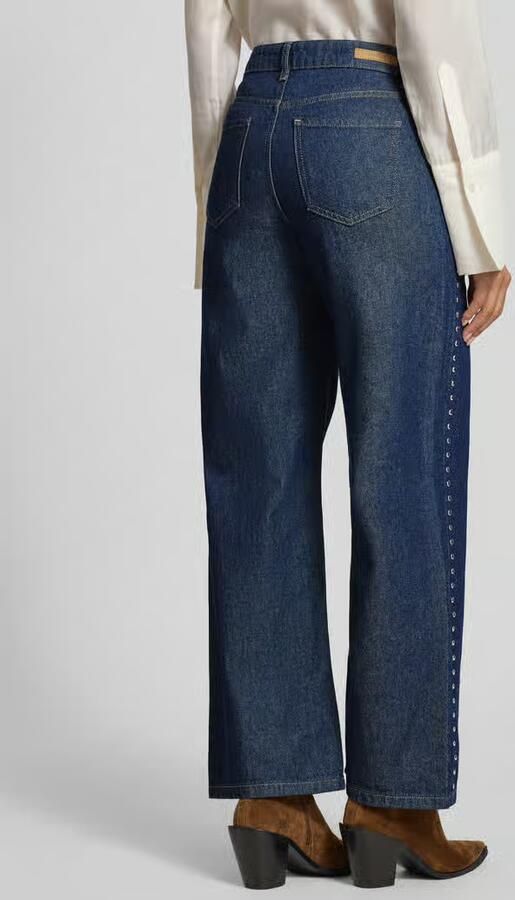 B.Young Jeans met 5-pocketmodel model 'Kayja'