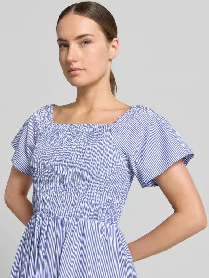 B.Young midi-jurk met smokdetail model 'INZI'