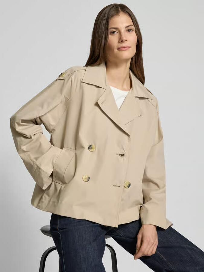 B.Young Trenchcoat met reverskraag model 'Calea'