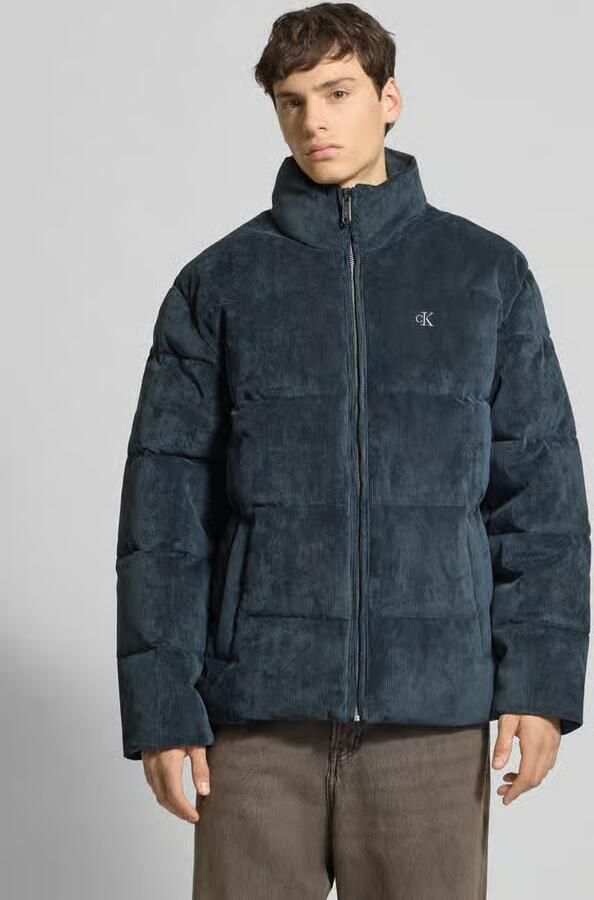 Calvin Klein Jeans Gewatteerd jack van corduroy met opstaande kraag en labelstitching - Foto 5