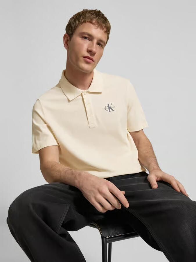 Calvin Klein Jeans Easy fit poloshirt met polokraag - Foto 2