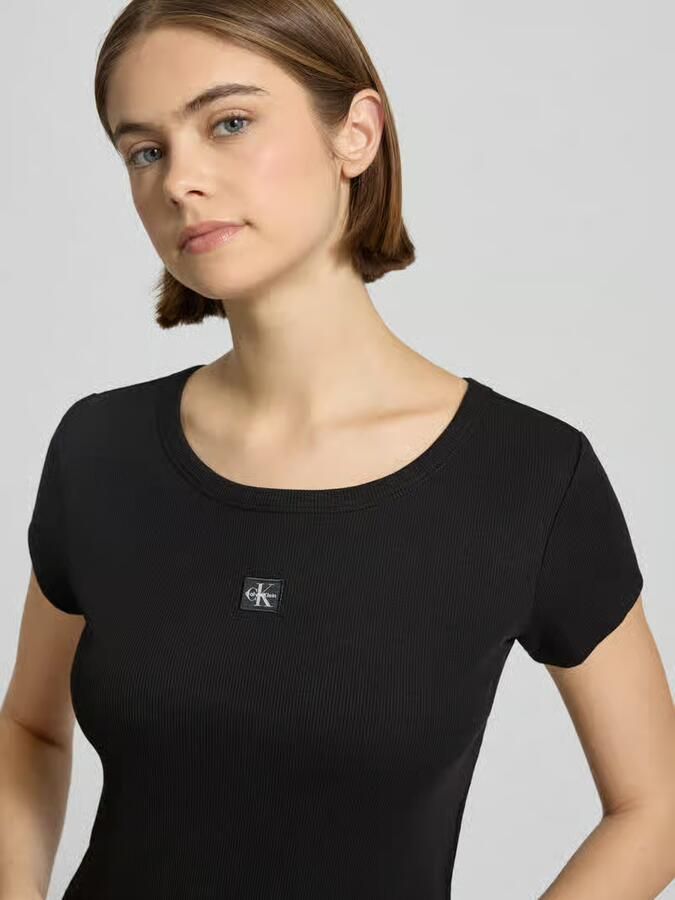 Calvin Klein Jeans Kort T-shirt met labeldetail - Foto 2