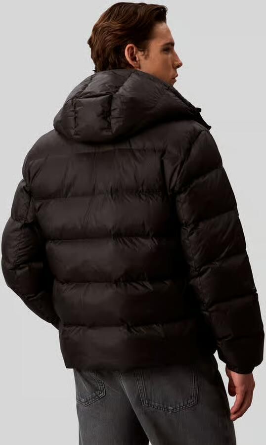 Calvin Klein Jeans Regular fit gewatteerd jack met afneembare capuchon - Foto 2