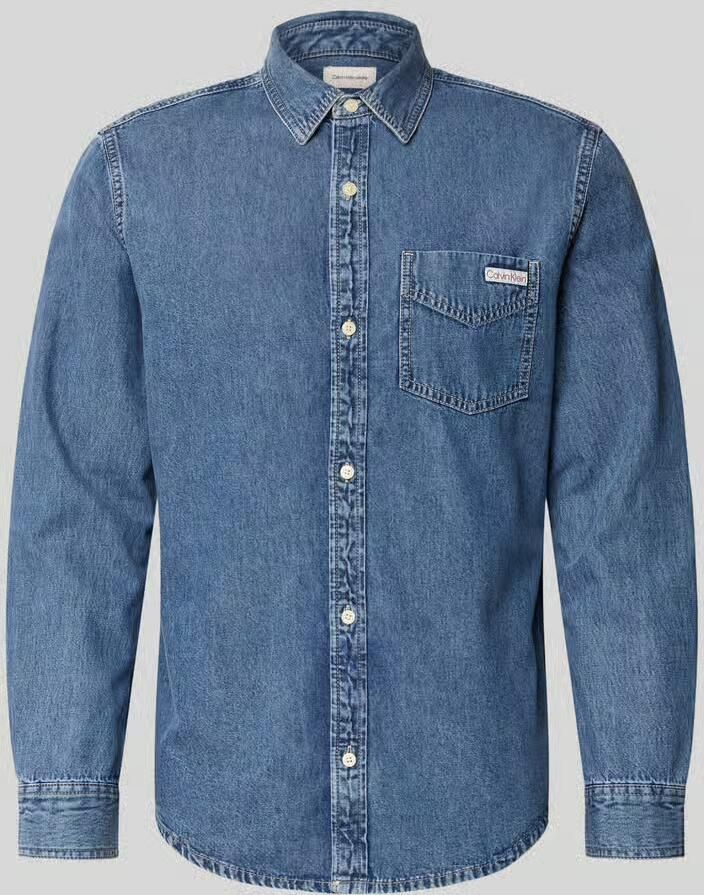 Calvin Klein Jeans Regular fit jeansoverhemd met borstzak en labeldetail