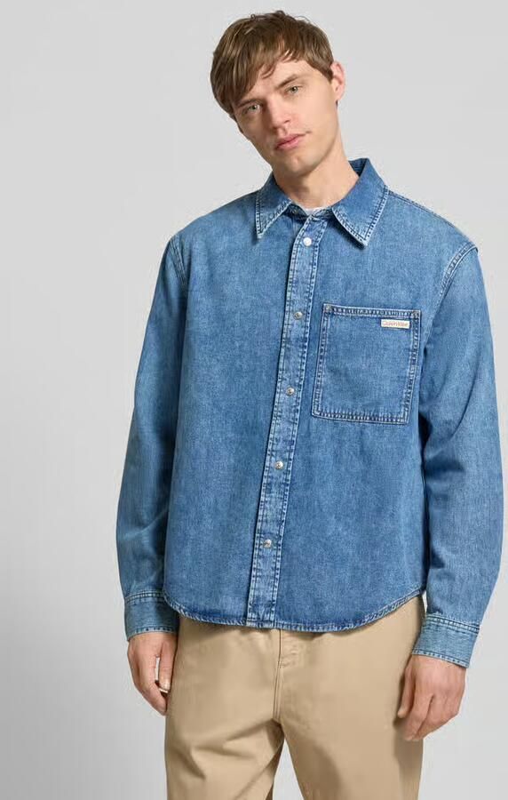 Calvin Klein Jeans Regular fit jeansoverhemd met labelpatch - Foto 3