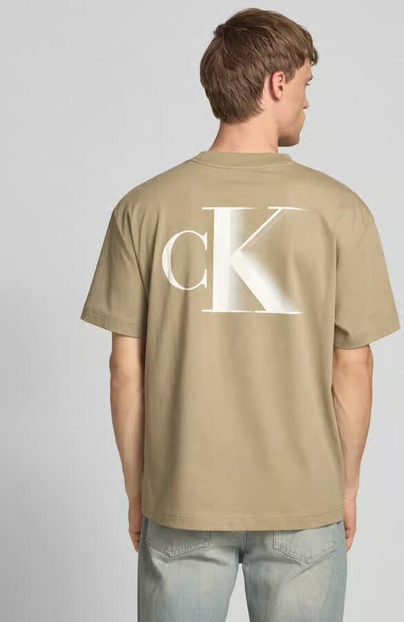 Calvin Klein T-shirt BOLD CK TEE met groot logo op de rug