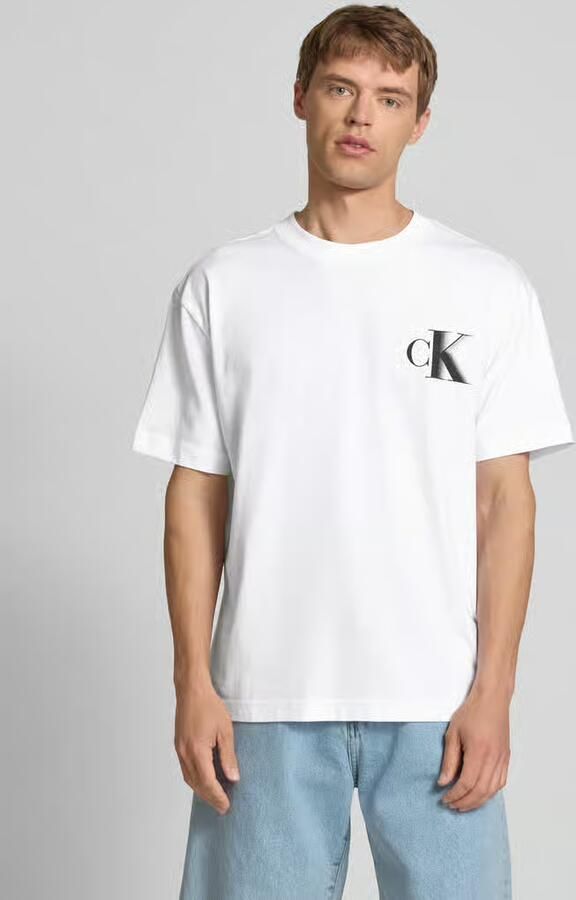 Calvin Klein T-shirt BOLD CK TEE met groot logo op de rug - Foto 4