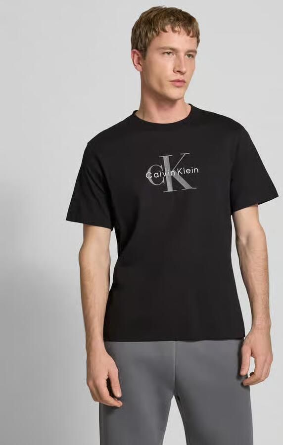 Calvin Klein T-shirt SS Hero Monologo Tee 20s Met ronde hals regular fit - Foto 15