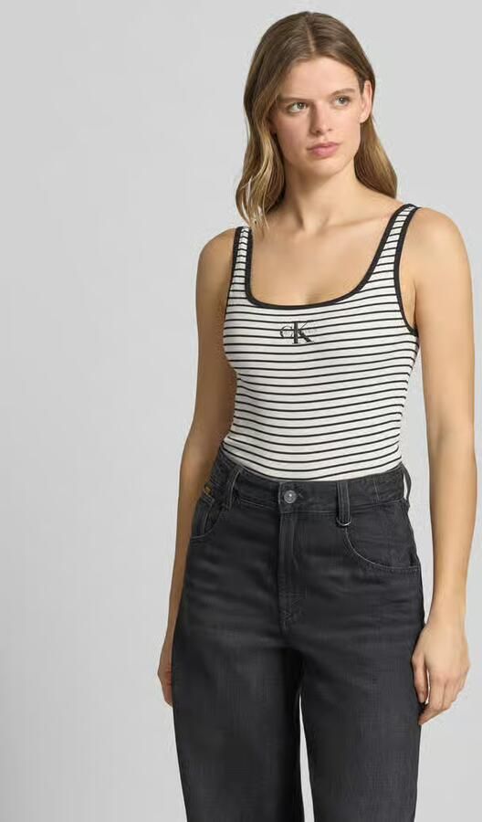 Calvin Klein Jeans Top met bandjes in ribbel-look met logo - Foto 6