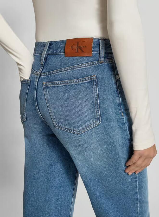 Calvin Klein Jeans Wide fit jeans met logopatch model 'Barrel'
