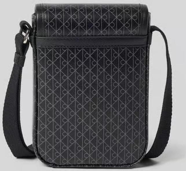 CK Calvin Klein gsm-zakje met all-over motief model 'EMBLEM AOP' - Foto 3