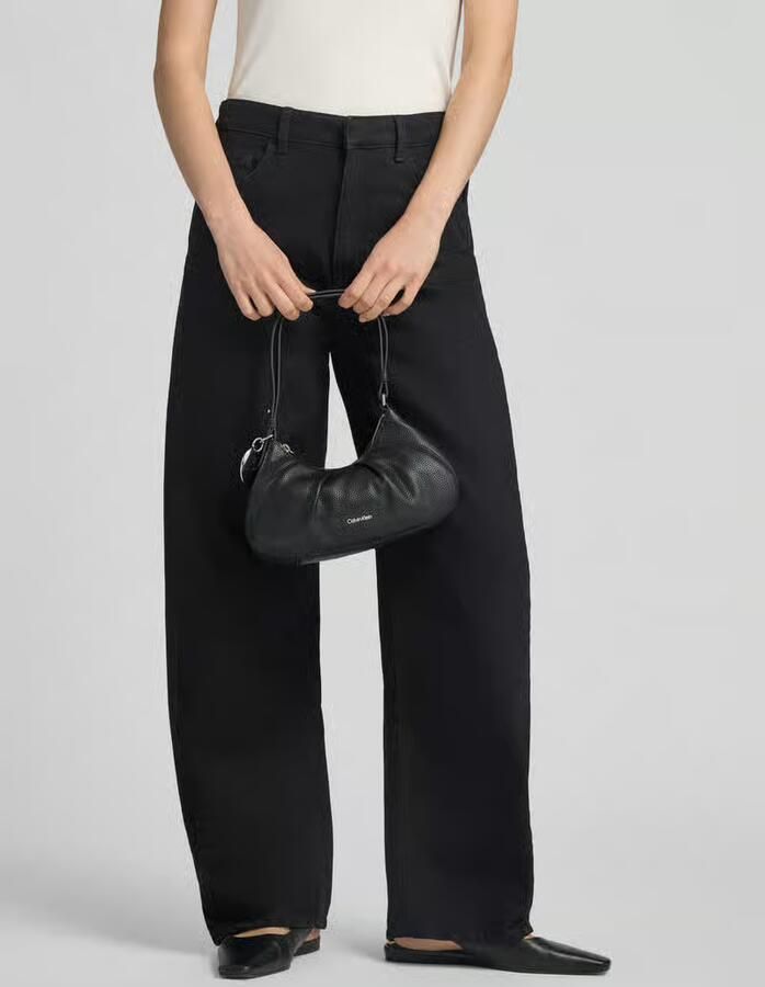 CK Calvin Klein Handtas met label in reliëf model 'ENGRAVED HW SMALL BAG' - Foto 3