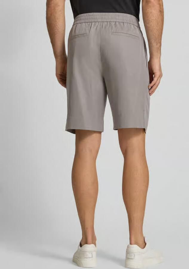 CK Calvin Klein Korte broek met elastische band en achterzakken