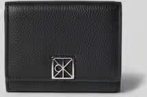 Calvin Klein Jeans Portemonnee EMBLEM HW PEBBLE TRIFOLD W ZIP LV04F1128G - Foto 2