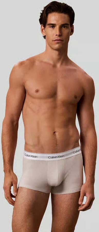Calvin Klein Underwear Boxershorts van katoenmix in set van 3 model 'LOW RISE TRUNK 3PK' - Foto 3