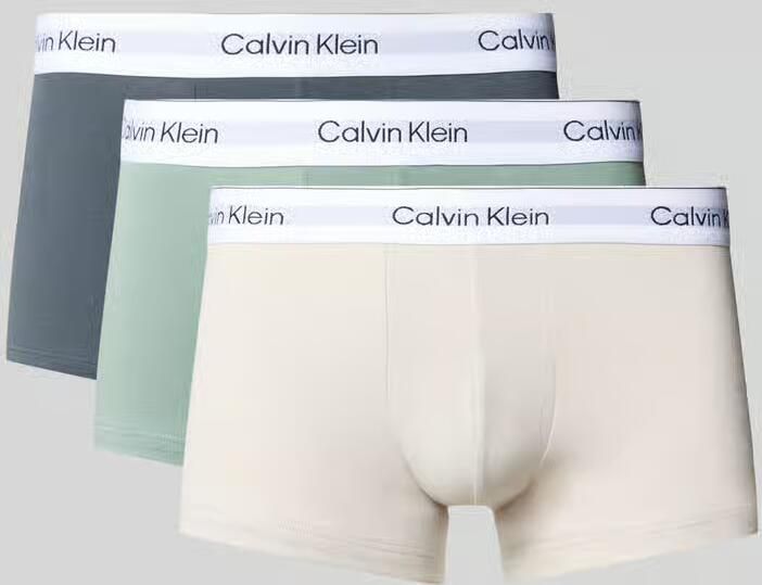 Calvin Klein Underwear Boxershorts van katoenmix in set van 3 model 'LOW RISE TRUNK 3PK' - Foto 2
