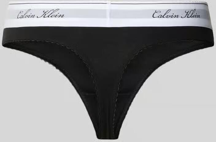 Calvin Klein Underwear String van katoenmix met modaalgehalte model 'SCRIPT Thong'