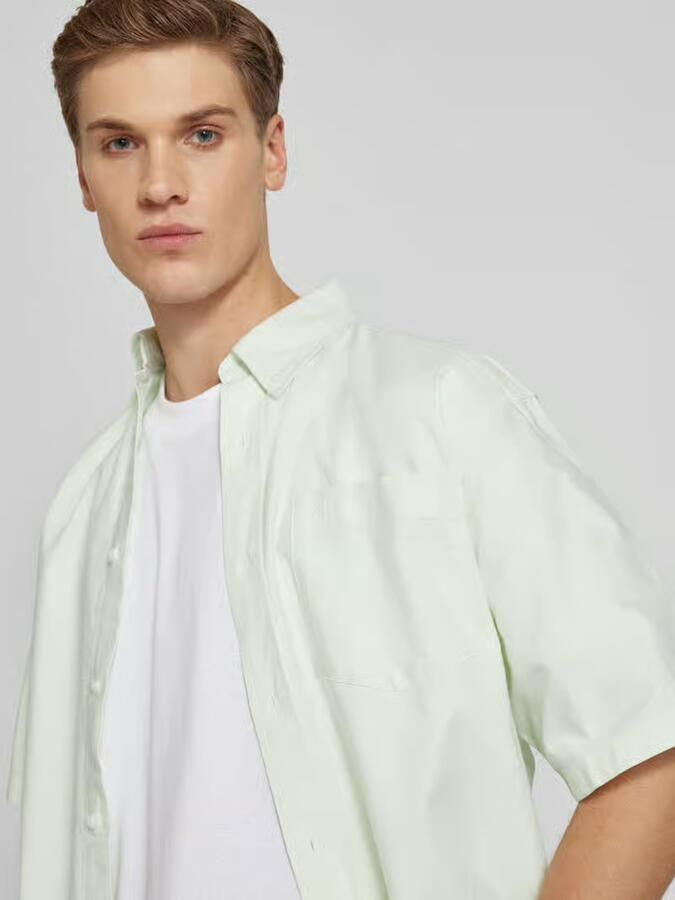 Carhartt Work In Progress Regular fit vrijetijdsoverhemd met borstzak model 'BRAXTON'