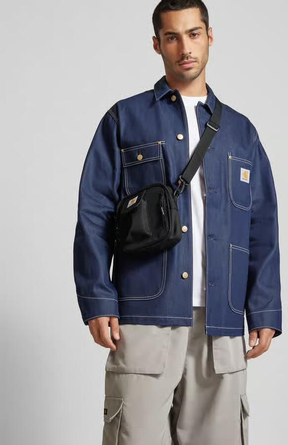 Carhartt Work In Progress Schoudertas met labelpatch model 'Essentials' - Foto 5