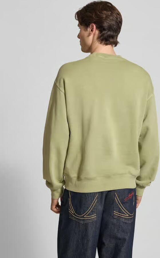 Carhartt Work In Progress Sweatshirt met labeldetail model 'Nelson'