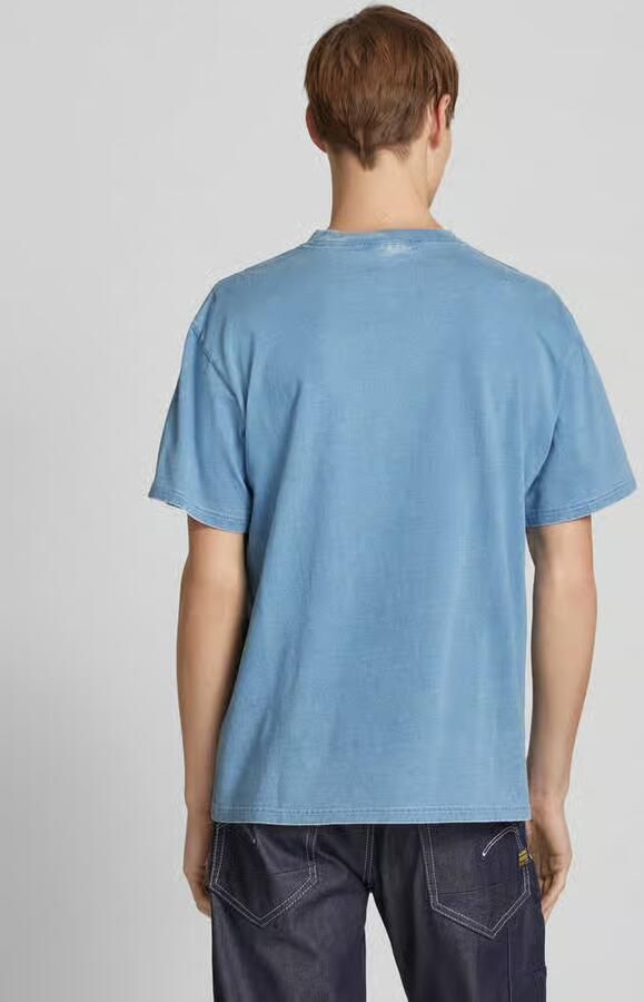 Carhartt Work In Progress T-shirt met borstzak model 'INGO'