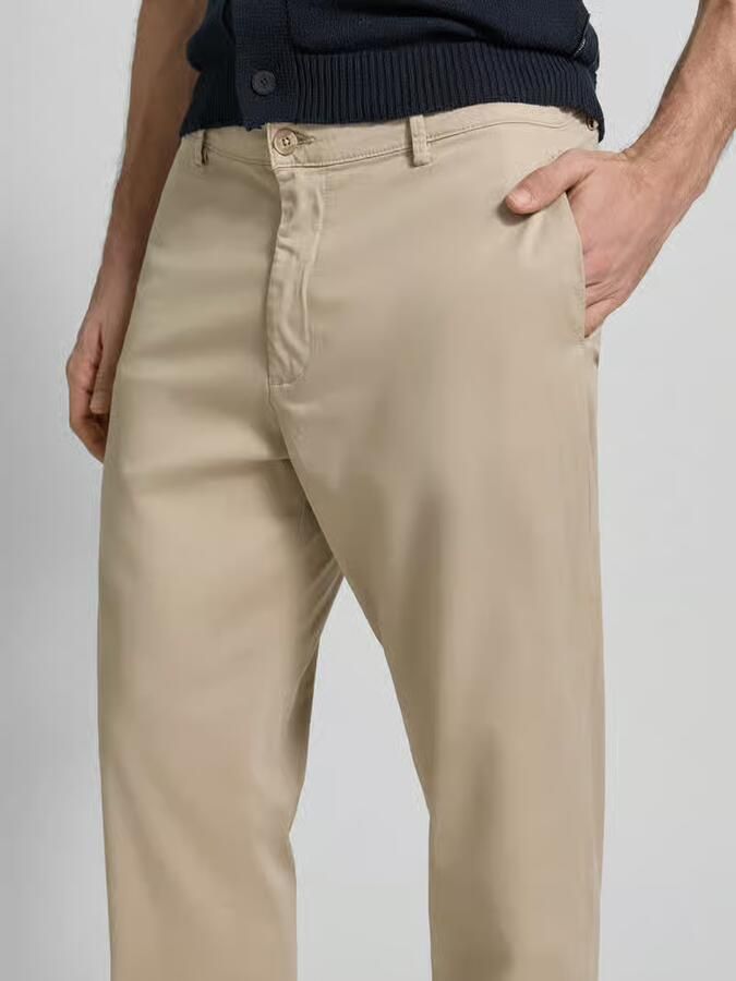 Casual friday Chino met steekzakken model 'PEPE'
