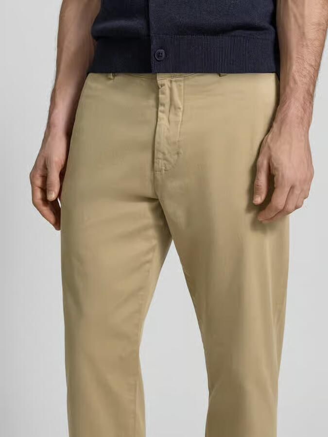 Casual friday Chino met steekzakken model 'PEPE'