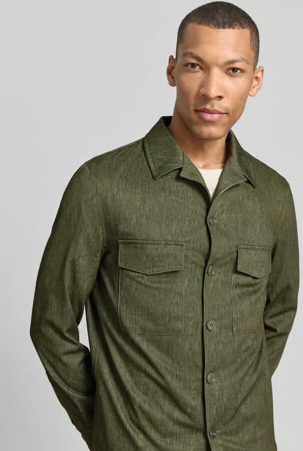 CG – CLUB of GENTS slim fit hemdoverhemd met borstzakken model 'Constantin'