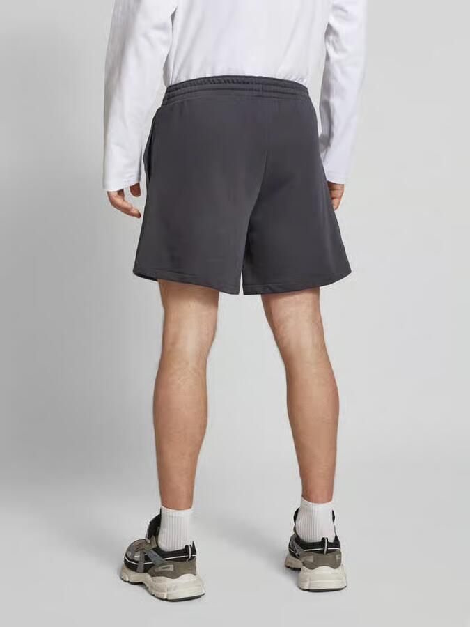 Champion Relaxed fit sweatshorts met logobadge model 'Sustainable'