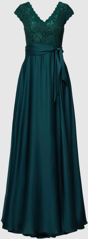 Christian Berg Cocktail Avondjurk met siergarnering