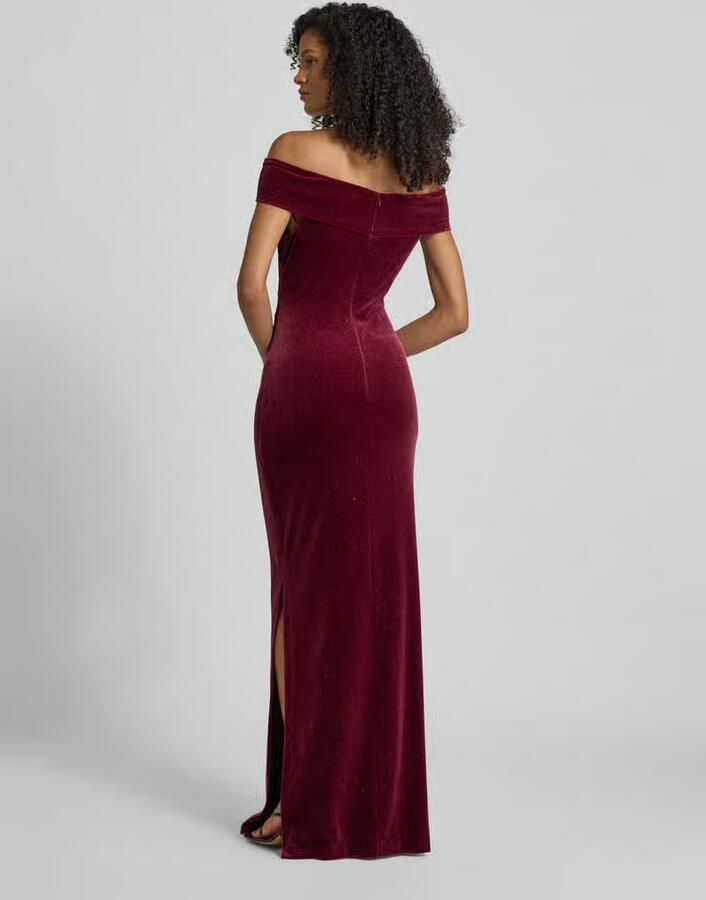 Christian Berg Cocktail Avondjurk met off shoulder-design