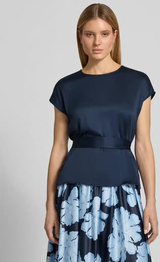 Christian Berg Cocktail Blouseshirt met ronde hals en strikceintuur - Foto 2