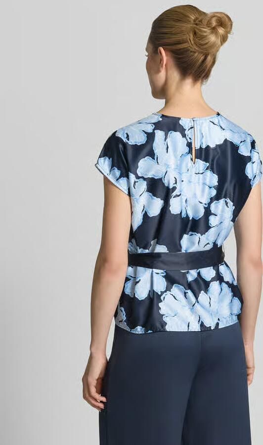 Christian Berg Cocktail Blouseshirt van satijn met strikceintuur - Foto 2