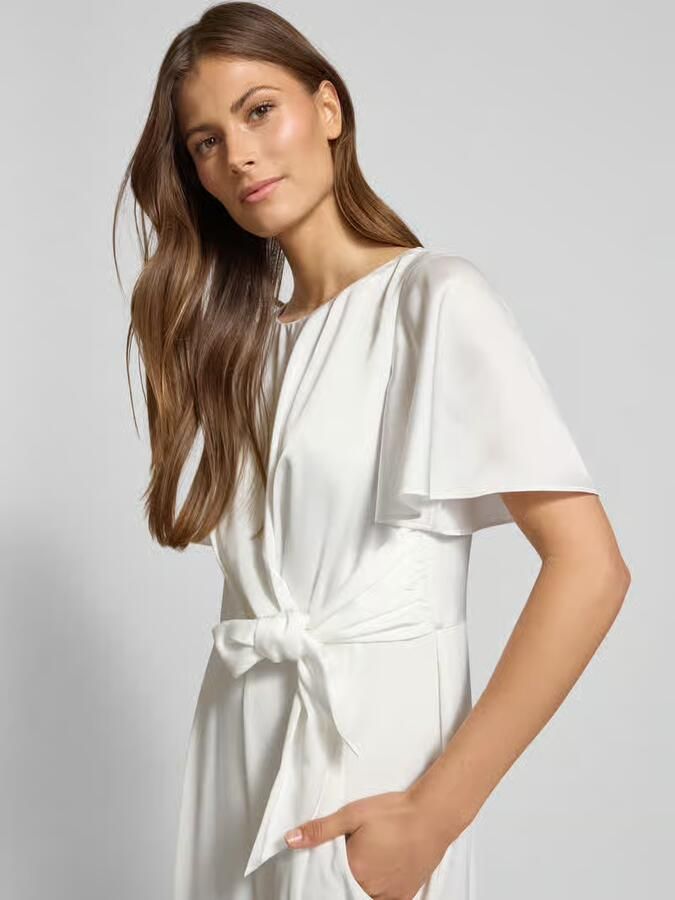 Christian Berg Cocktail Jumpsuit met knoopdetail