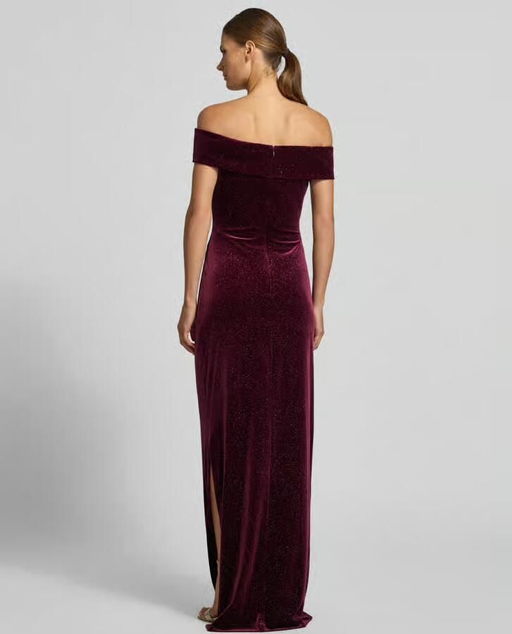 Christian Berg Cocktail Maxi-jurk van fluweel in off-shoulder-look - Foto 2