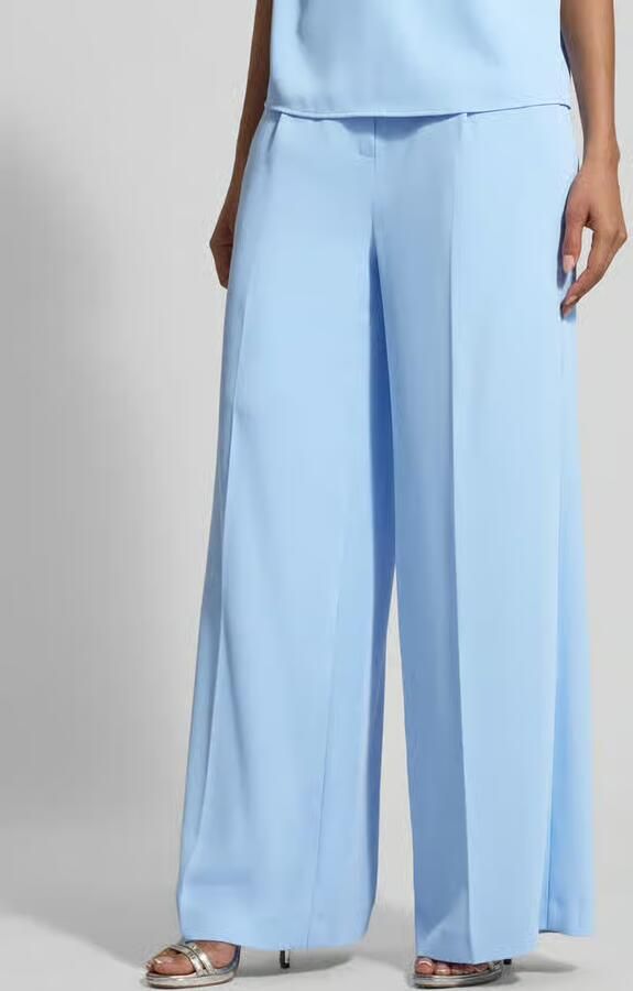 Christian Berg Cocktail Wide Fit stoffen broek met vouwplooien - Foto 2
