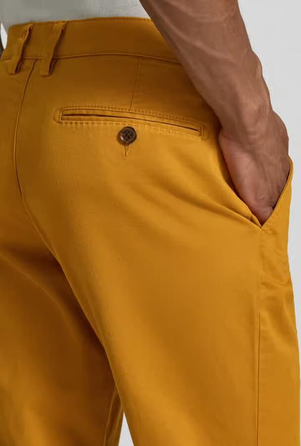 Christian Berg Men Tapered fit chino met achterzakken