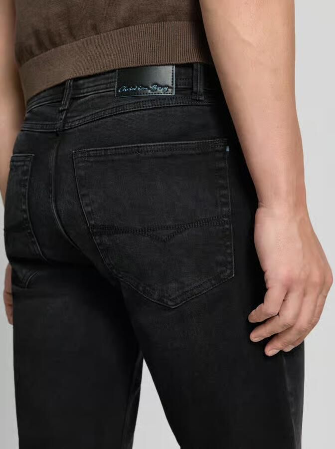Christian Berg Men comfort fit jeans met steekzakken