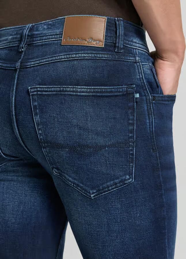 Christian Berg Men comfort fit jeans met steekzakken
