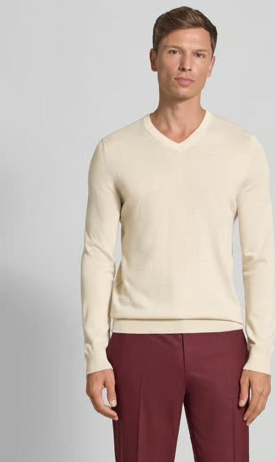 Christian Berg Men Gebreide pullover van een mix van merinowol met V-hals - Foto 2