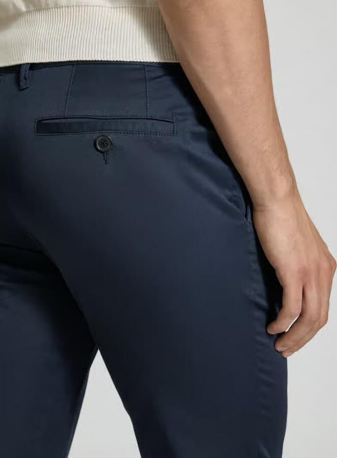 Christian Berg Men Regular fit chino met steekzakken