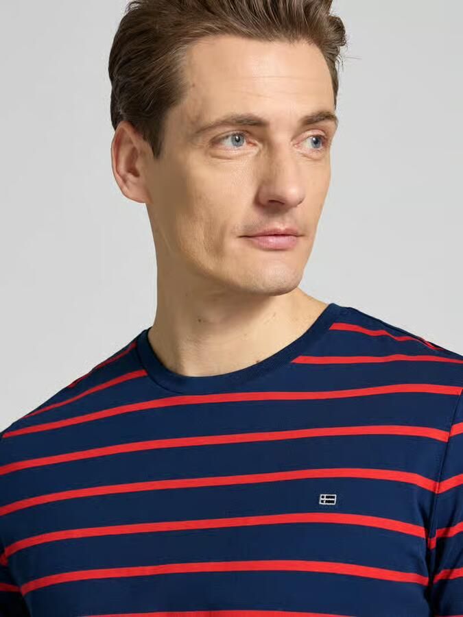 Christian Berg Men Regular Fit T-shirt met logo-stitching