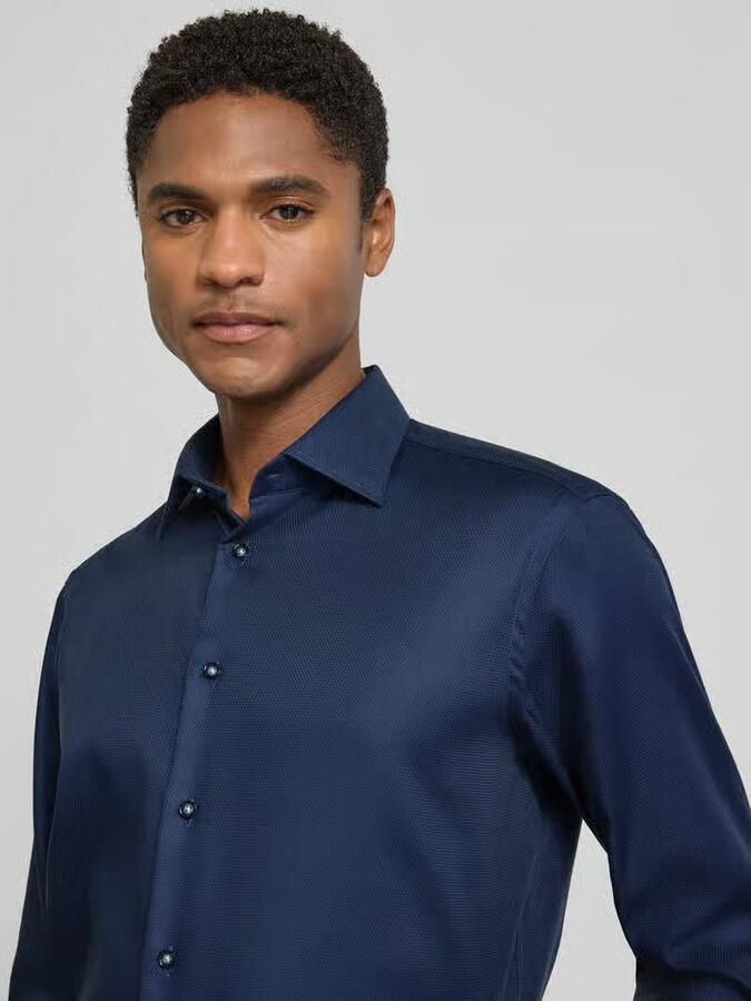 Christian Berg Men regular fit zakelijk hemd met structuurpatroon en kentkraag
