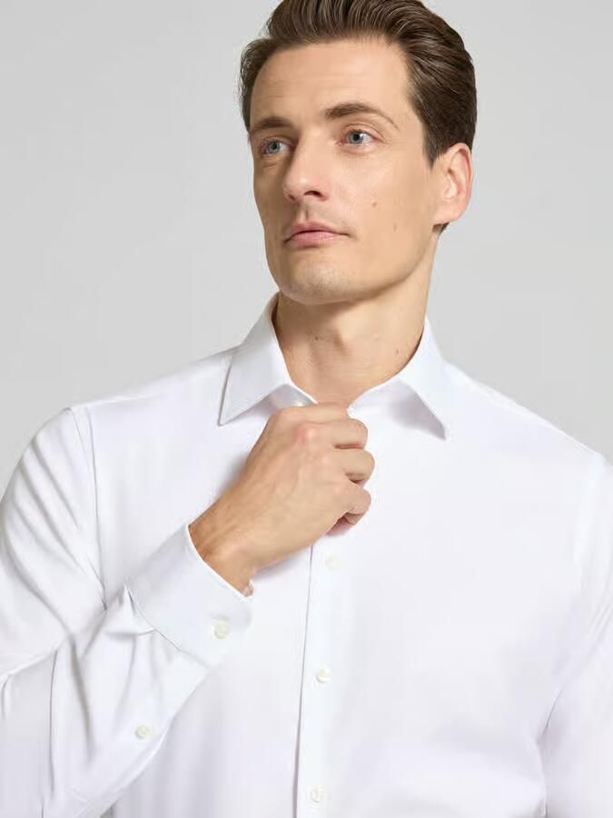 Christian Berg Men Regular fit zakelijk overhemd met Kentkraag
