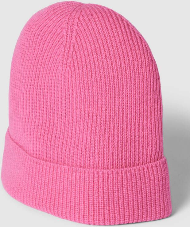 Christian Berg Woman Beanie van kasjmier in riblook
