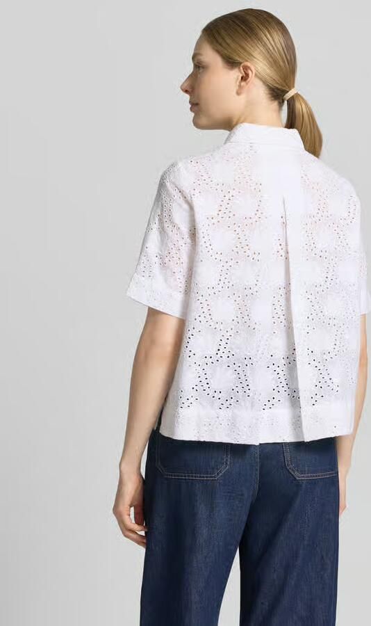 Christian Berg Woman Blouse met ajourwerk en overhemdkraag