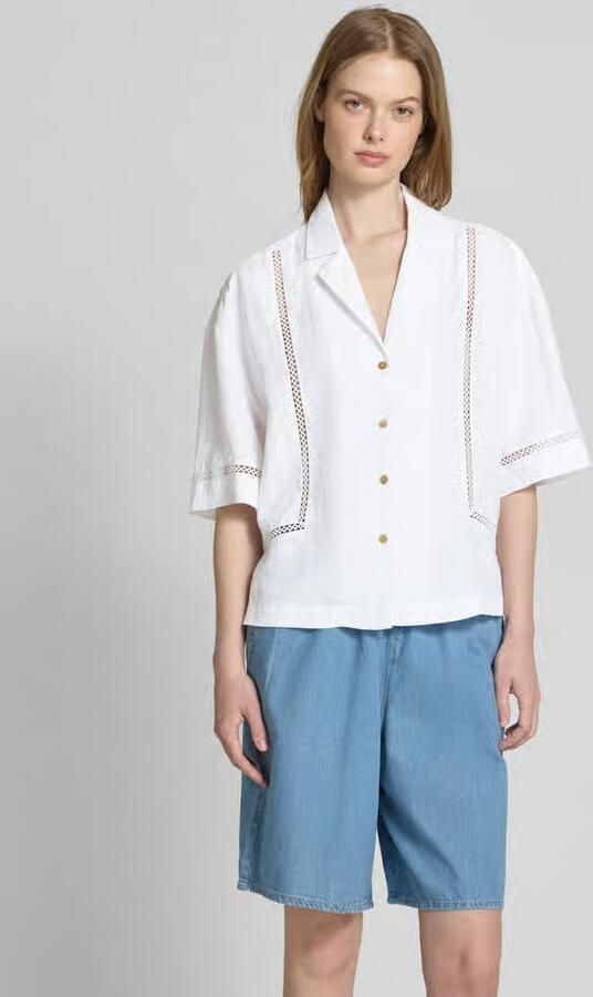Christian Berg Woman Blouse met extra brede schouders en kentkraag - Foto 4