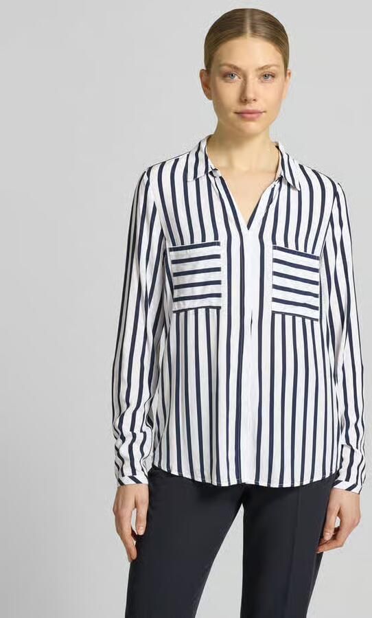 Christian Berg Woman Blouse van viscose met borstzakken - Foto 4