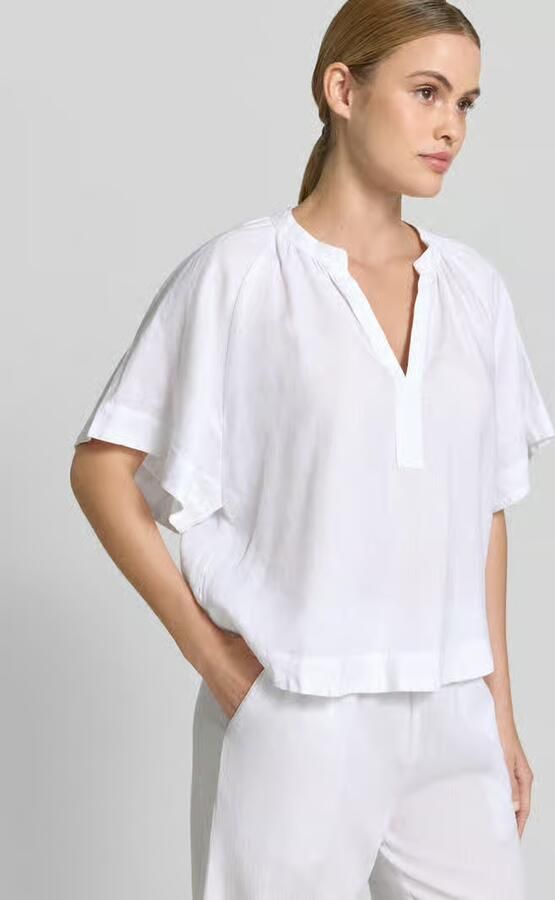 Christian Berg Woman boxy fit linnen blouse met V-hals