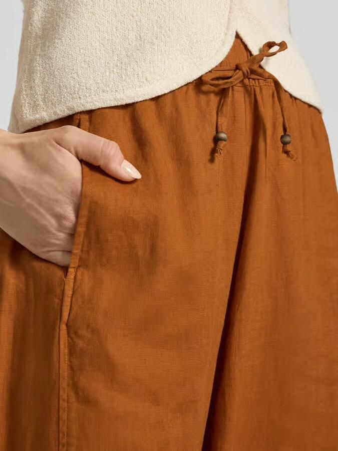 Christian Berg Woman Broek van linnen in verkorte pasvorm met elastische band